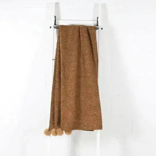 ( Fait au Québec )- Jeté OSCAR ( 3 formats disponibles ) - Premium Coussins from Accent mode - Just $114.99! Shop now at Literie-Déco et moi