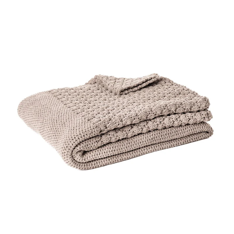 Jeté en tricot BASKET ( Brun ) - par Brunelli Jeté ,disponible chez Literie-Déco et moi