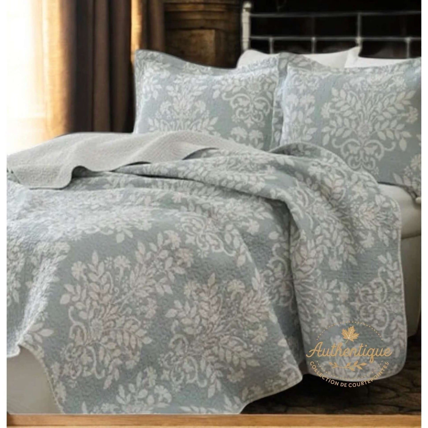 Ensemble de courtepointe bleue LYDIA - Literie - Déco et moi