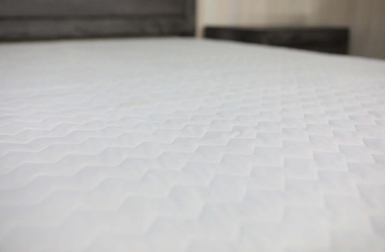 ( Fait au Québec) Protège-matelas matelassé 100% NATUREL ÉCOLOGIQUE ( avec élastique tout autour ) Protège-matelas ,disponible chez Literie-Déco et moi
