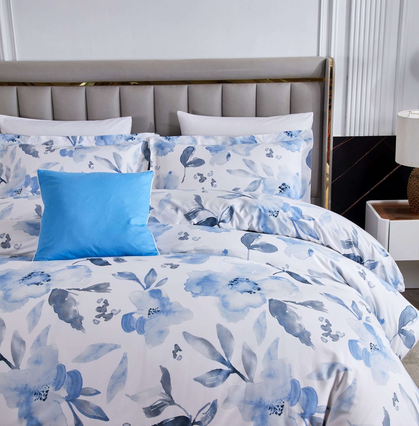 Ensemble de housse de couette EVELYNE ( 4 pièces ) Housse de couette ,disponible chez Literie-Déco et moi