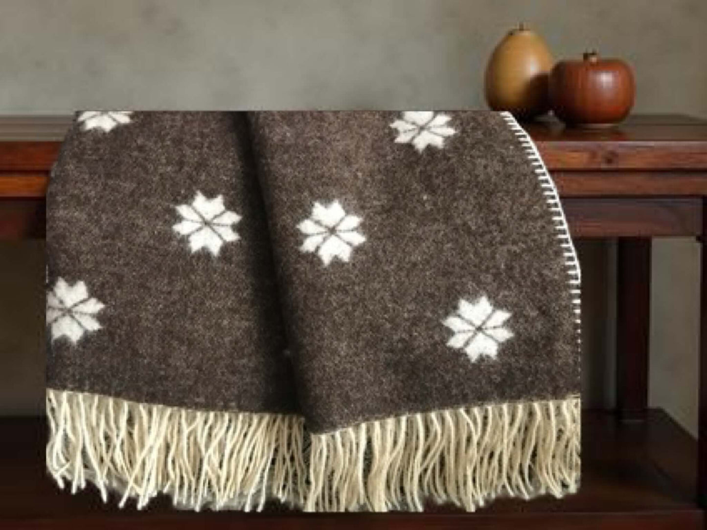 Jeté en laine Flocons (100% laine) de Literie & Déco et moi – PRODUIT de qualité chez Literie & Déco et Moi