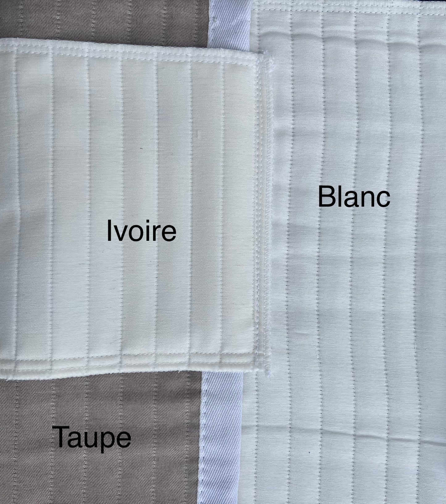 ( Fait au Québec ) - Ensemble housse de couette NAIRA Housse de couette ,disponible chez Literie-Déco et moi