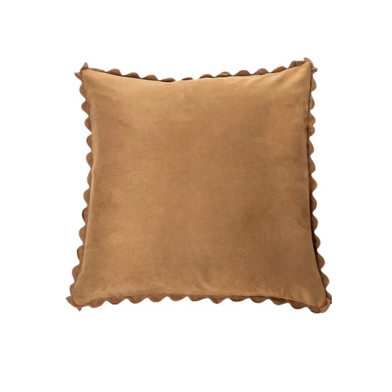 Oreiller européen brun en suédine Ivory ( 25'' x 25'')- Par Brunelli - coussins Brunelli - Literie-Déco et moi