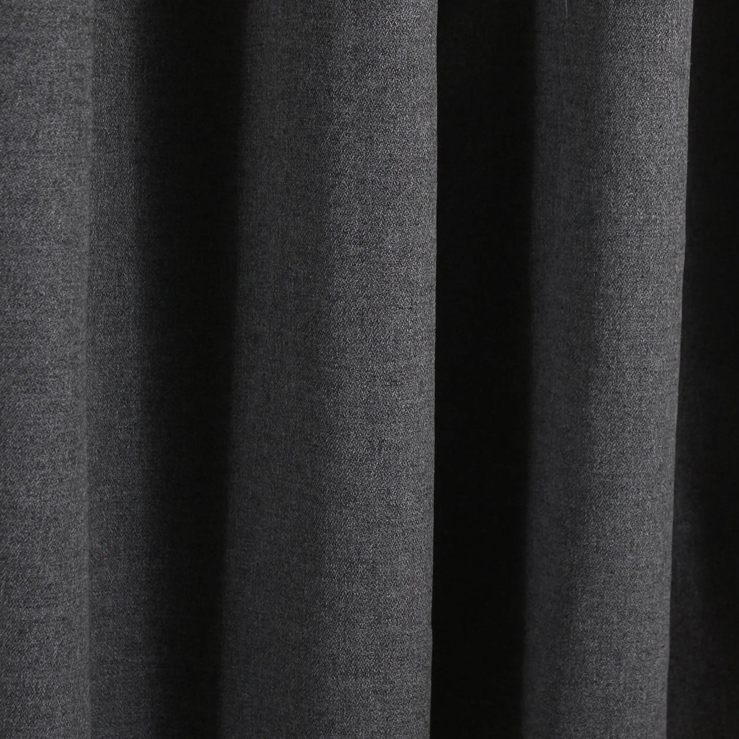 Rideau opaque SHERBROOKE ( Gris charcoal ) rideau ,disponible chez Literie-Déco et moi