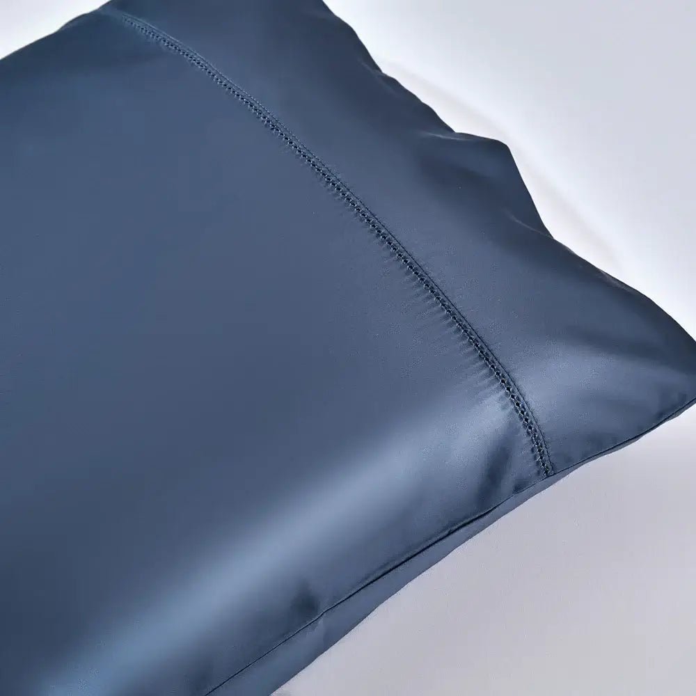 Taies d'oreiller coton PIMA 400fils (Paquet de 2) - Marine taies ,disponible chez Literie-Déco et moi