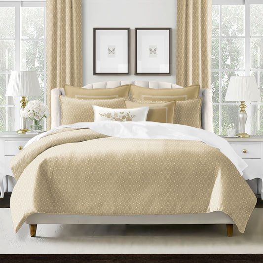 FAIT AU CANADA- Modèle SAMUEL (Or ) - Par Colcha Linens Douillette, Couvre-lit, Housse de couette  ,disponible chez Literie-Déco et moi 