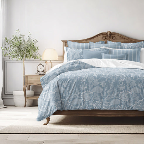 FAIT AU CANADA- Modèle SHELLABRATE ( Bleu ) - Par Colcha Linens Douillette, Couvre-lit, Housse de couette  ,disponible chez Literie-Déco et moi 