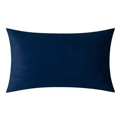 Coussin bleu foncé VELVET  ( 12'' X 20'') ou ( 18'' X 18'') coussins  ,disponible chez Literie-Déco et moi 