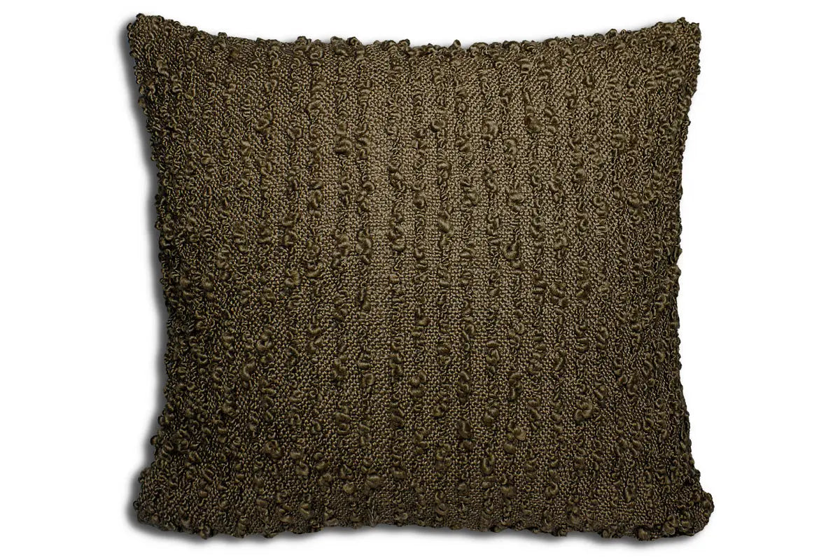 Coussin MAYA  : (14'' x 20'') et  (24'' x 24'' ) -  4 couleurs coussins  ,disponible chez Literie-Déco et moi 