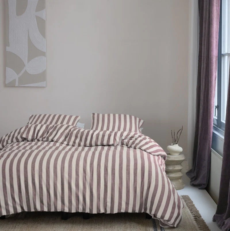 Ensemble housse de couette crème à rayures bordeaux Elias - Par Brunelli (Livraison AUTOMNE 2026)