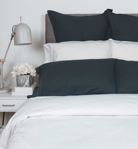 Fait au Canada)Draps en flanelle de velours Housse de couette  ,disponible chez Literie-Déco et moi 