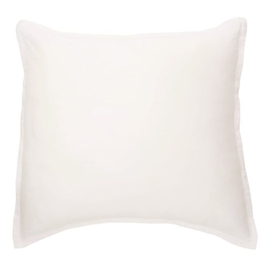 Cache oreiller européen en lin blanc LINEN (25'' X 25'') - Par Brunelli Cache oreillers  ,disponible chez Literie-Déco et moi 