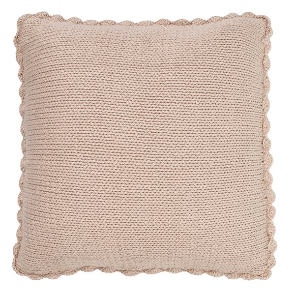 Coussin en tricot beige MAMOUNETTE  ( 18'' x 18''')- Par  BrunellI coussins  ,disponible chez Literie-Déco et moi 