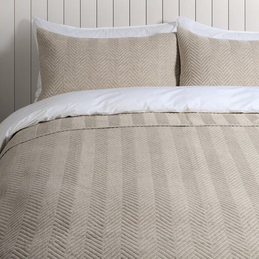 Ensemble courtepointe naturel avec un piquage en chevrons Nelson- Par Brunelli