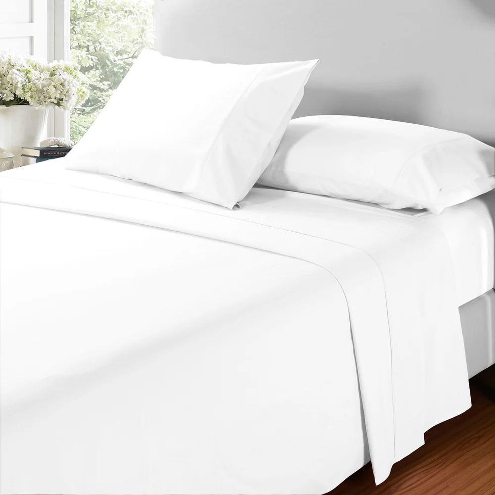  Collection Hôtel -Ensemble draps en percale coton-poly (250 fils)- Blanc de Daniadown – PRODUIT  de qualité chez Literie & Déco et Moi