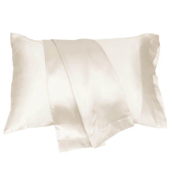 Taies oreiller en SATIN (Paquet de 2) taies  ,disponible chez Literie-Déco et moi 