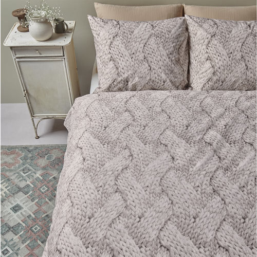 Housse de couette ivoire et taupe avec IMPRIMÉ TRICOT - Par Brunelli Housse de couette  ,disponible chez Literie-Déco et moi 