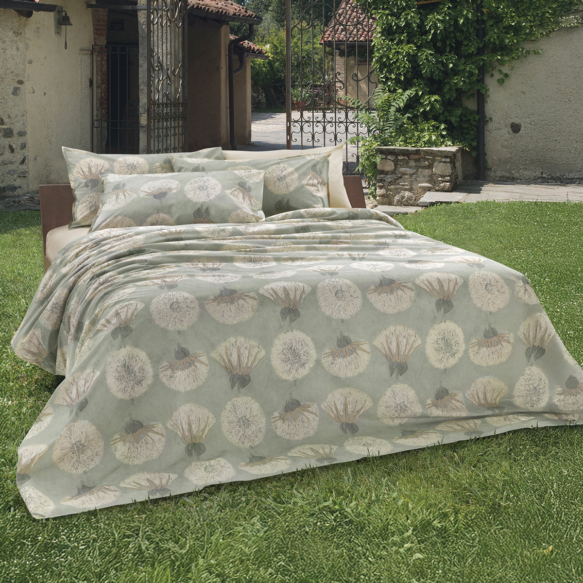 (Fait au Canada) Ensemble de housse de couette Tara- Par Cuddle Down