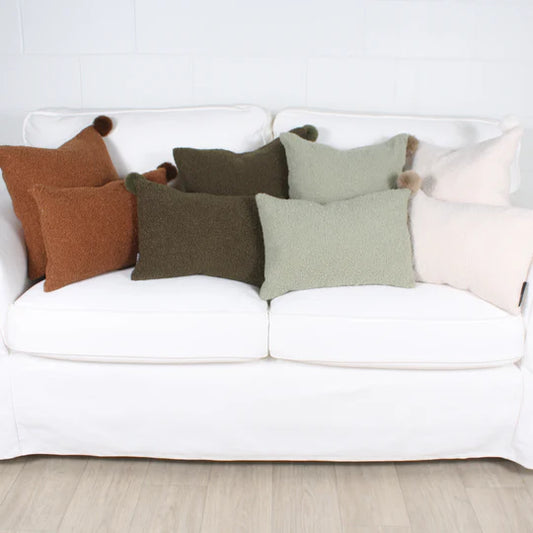 ( Fait au Québec ) - Coussin TEDDY ( 2 formats disponibles) Coussins  ,disponible chez Literie-Déco et moi 