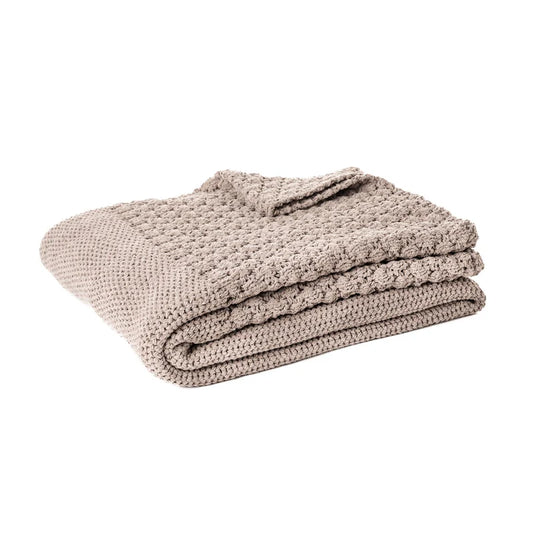 Jeté en tricot BASKET ( Brun ) - par Brunelli Jeté  ,disponible chez Literie-Déco et moi 
