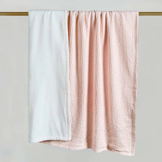 Jeté irrésistible Rose Blush  ( 50'' X 70'') - Jeté rjs trading - Literie-Déco et moi 