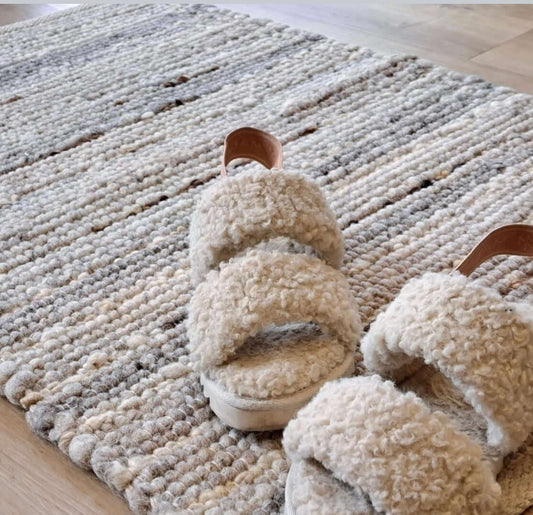 Carpette en jute TURC- Par Brunelli Carpette  ,disponible chez Literie-Déco et moi 