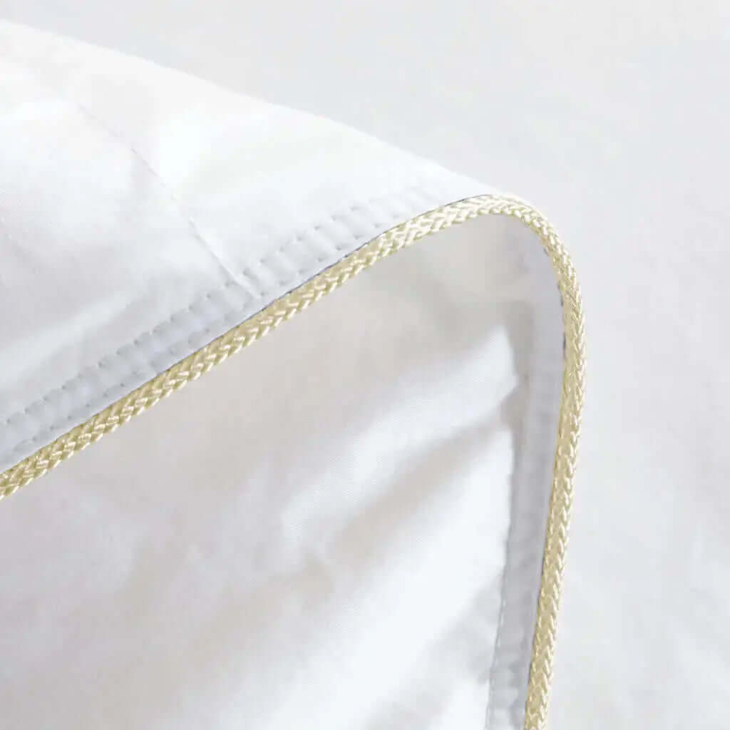  Couette Millenial Reserve - Duvet d'oie européen 1000+loft de Daniadown – PRODUIT  de qualité chez Literie & Déco et Moi