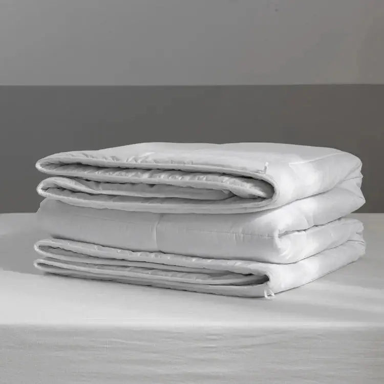 Couette SOIE DOUCEUR (Hiver) - Couettes LITERIE & DÉCO ET MOI - $299.99! Literie-Déco et moi 