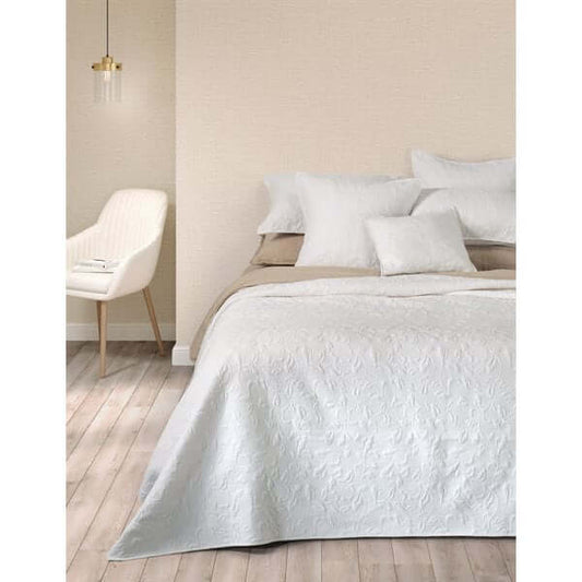 Courtepointe piquée blanche LIANA- Par Brunelli Courtepointe  ,disponible chez Literie-Déco et moi 