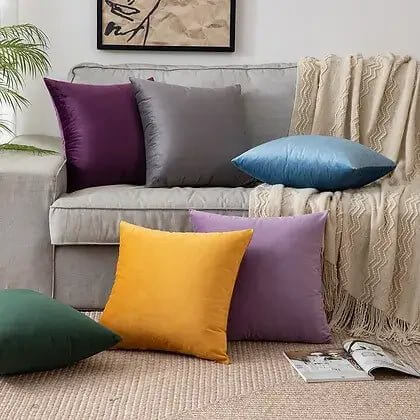 Coussin bleu océan VELVET  ( 12'' X 20'') ou ( 18'' X 18'') - coussins Livia - Literie-Déco et moi 
