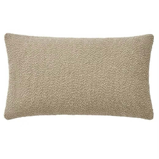  Coussin BOUCLÉ (Grège ) 12'' X 35'' de Livia – PRODUIT  de qualité chez Literie & Déco et Moi
