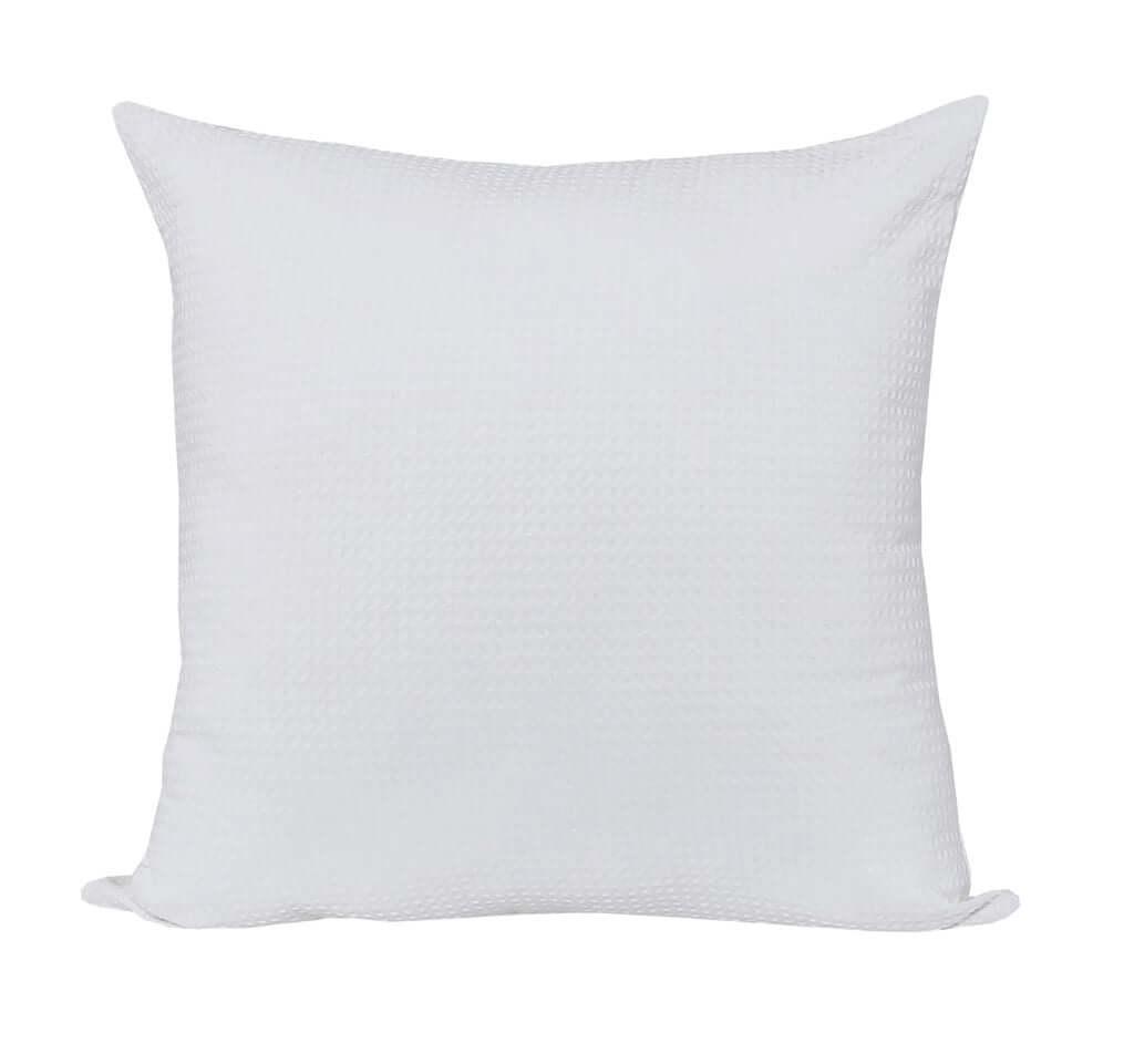 Coussin européen WAFFLE - ( 25''x 25'') coussins  ,disponible chez Literie-Déco et moi 