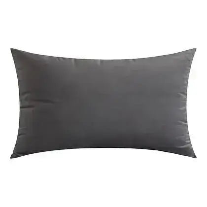 Coussin gris foncé VELVET  ( 12'' X 20'') ou ( 18'' X 18'') - coussins Livia - Literie-Déco et moi 