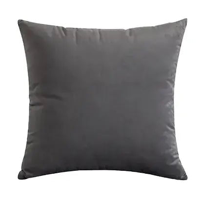 Coussin gris foncé VELVET  ( 12'' X 20'') ou ( 18'' X 18'') coussins  ,disponible chez Literie-Déco et moi 