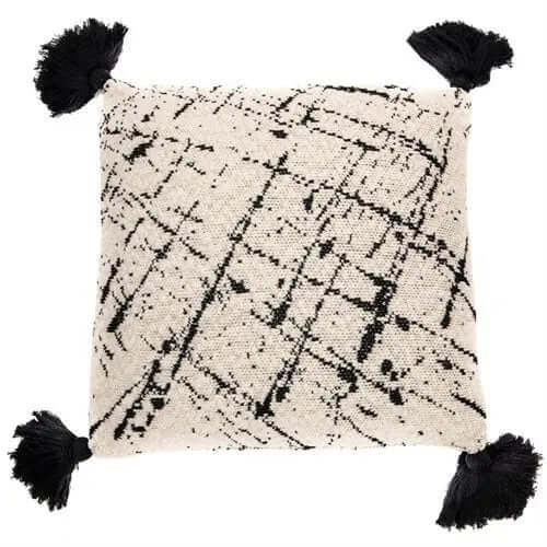 Coussin naturel et noir CHAPLIN ( 18'' X 18'')- Par Brunelli coussins  ,disponible chez Literie-Déco et moi 