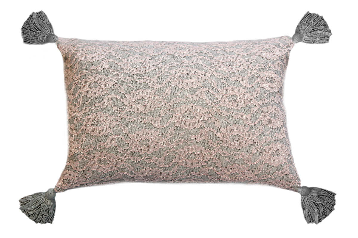 Coussin NORA ( gris et rose ) ( 14'' x 20'') - Literie - Déco et moi