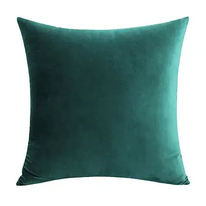 Coussin sarcelle VELVET  ( 12'' X 20'') ou ( 18'' X 18'') coussins  ,disponible chez Literie-Déco et moi 