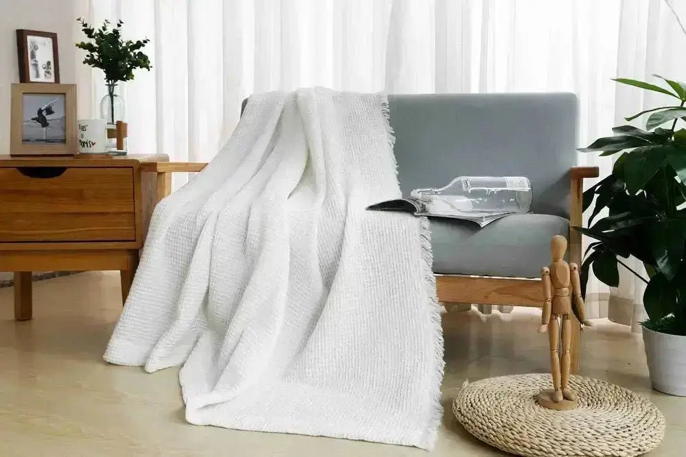 Couverture gaufrée LUNA ( Blanc ) - Couverture tricot daniadown - $119.99! Literie-Déco et moi 