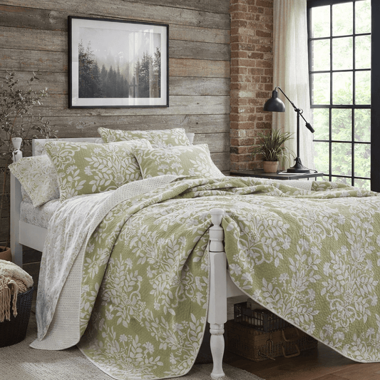 Ensemble de courtepointe Alexia ( Vert Sauge) - Courtepointe Literie-Deco & moi - $269.99! Literie-Déco et moi