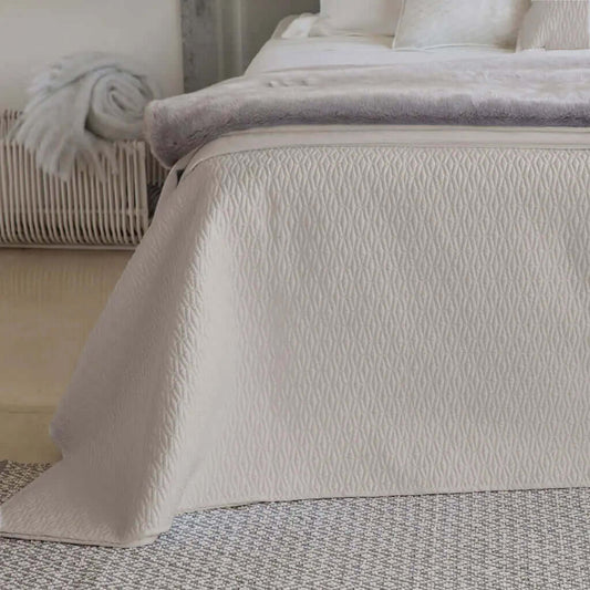 Ensemble de couverture matelassée DIAMANT ( Beige ) - Couvre-lit Daniadown - Literie-Déco et moi 