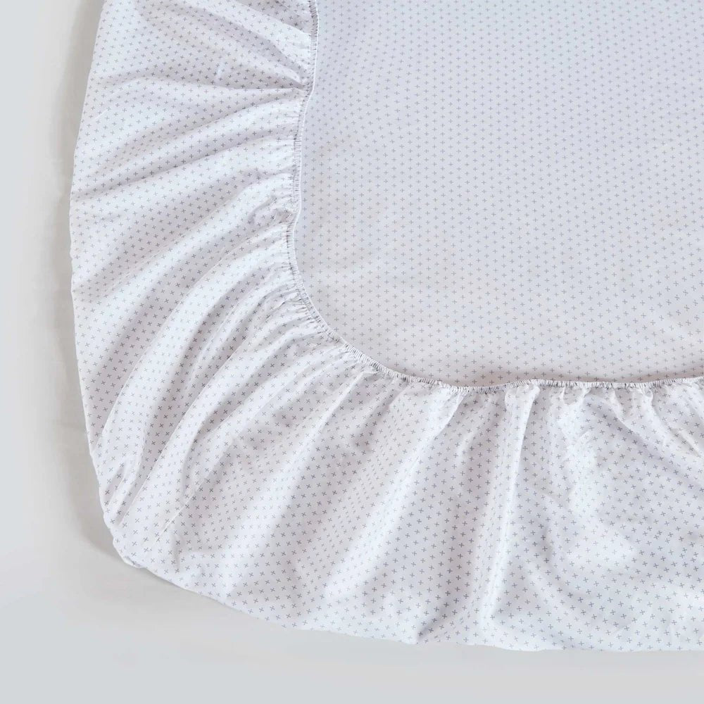 Ensemble de draps en coton motifs de croix ( Gris-bleu ) - Draps Literie & Déco et moi - $159.99! Literie-Déco et moi 