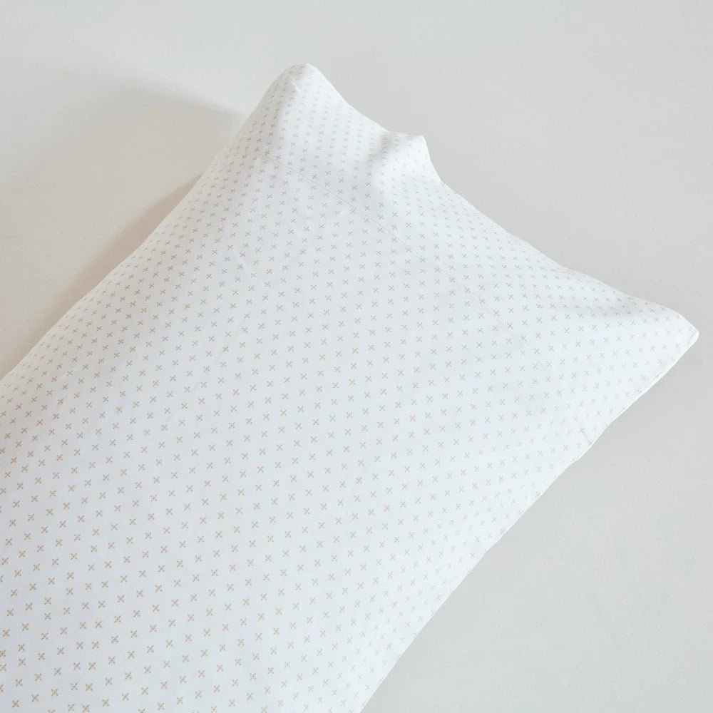 Ensemble de draps en coton motifs de croix ( Sable ) - Draps Literie & Déco et moi - $159.99! Literie-Déco et moi 