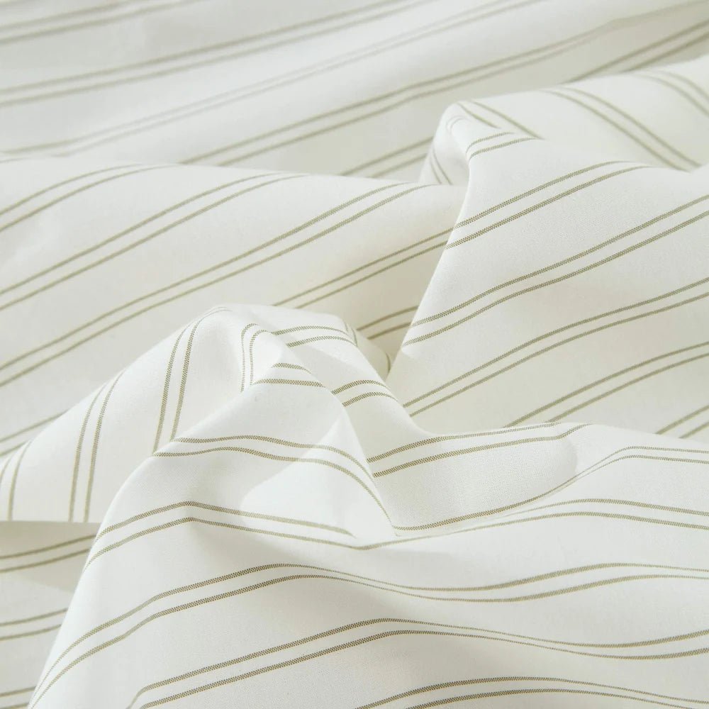 Ensemble de draps en coton VALE  ( Rayé vert sauge et crème ) - Draps Literie & Déco et moi - $129.99! Literie-Déco et moi 