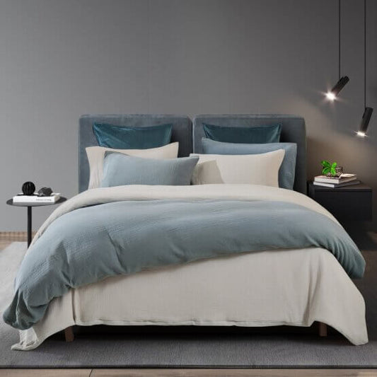 Ensemble de housse de couette CRINKLE ( Bleu crépuscule ) Housse de couette  ,disponible chez Literie-Déco et moi 