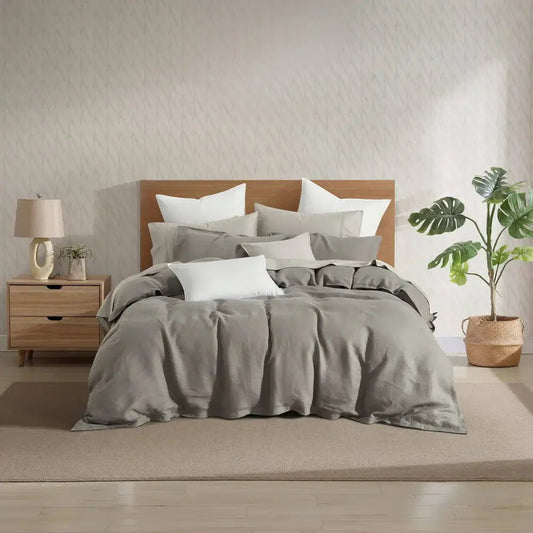 Ensemble de housse de couette en 100% lin français ( Gris Fossile ) Housse de couette  ,disponible chez Literie-Déco et moi 