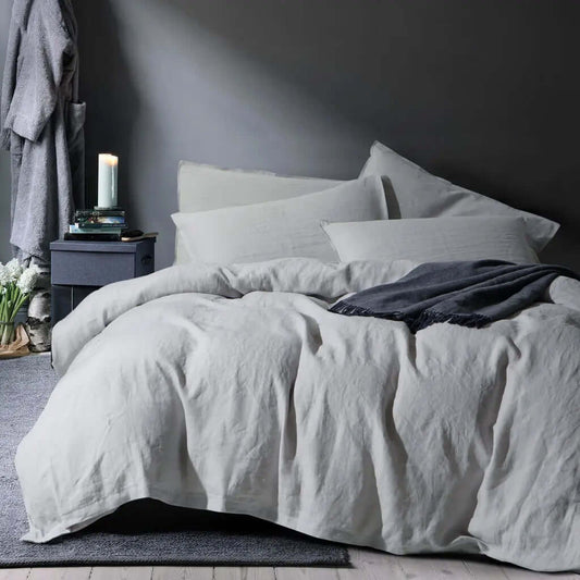 Ensemble de housse de couette en lin  QUARRY LINEN ( Gris ) Housse de couette  ,disponible chez Literie-Déco et moi 