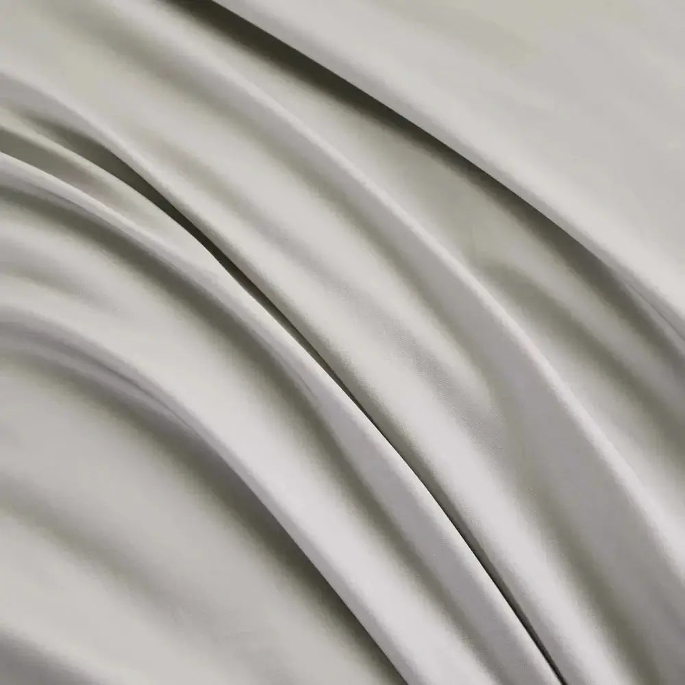 Ensemble de housse de couette en coton PIMA ( 400 fils )- GRIS ARGENT Housse de couette  ,disponible chez Literie-Déco et moi 