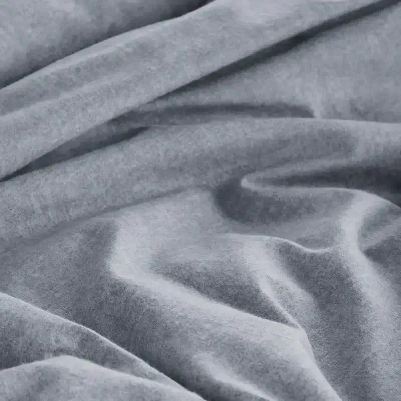 Ensemble de housse de couette en flanelle grise BONHEUR- Par Brunelli - Housse de couette Brunelli - Literie-Déco et moi 