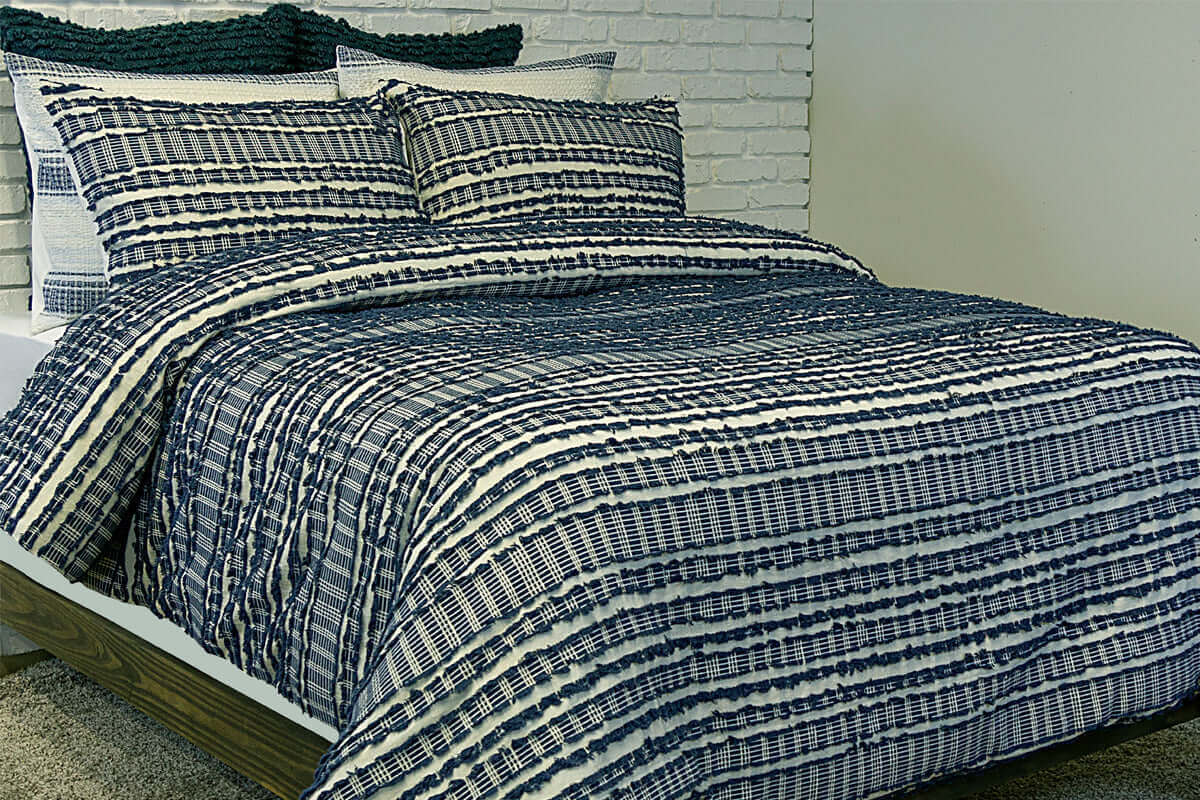  Ensemble de housse de couette GORMAN ( Marine et ivoire ) de rjs trading – PRODUIT  de qualité chez Literie & Déco et Moi